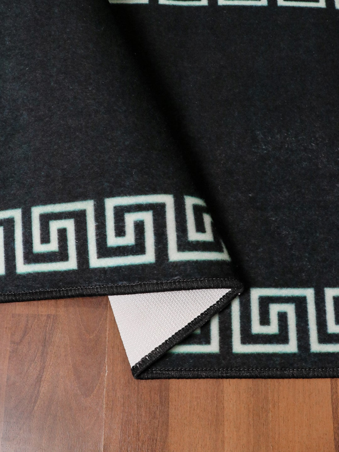 Black and Beige Kilim Border Print Runner