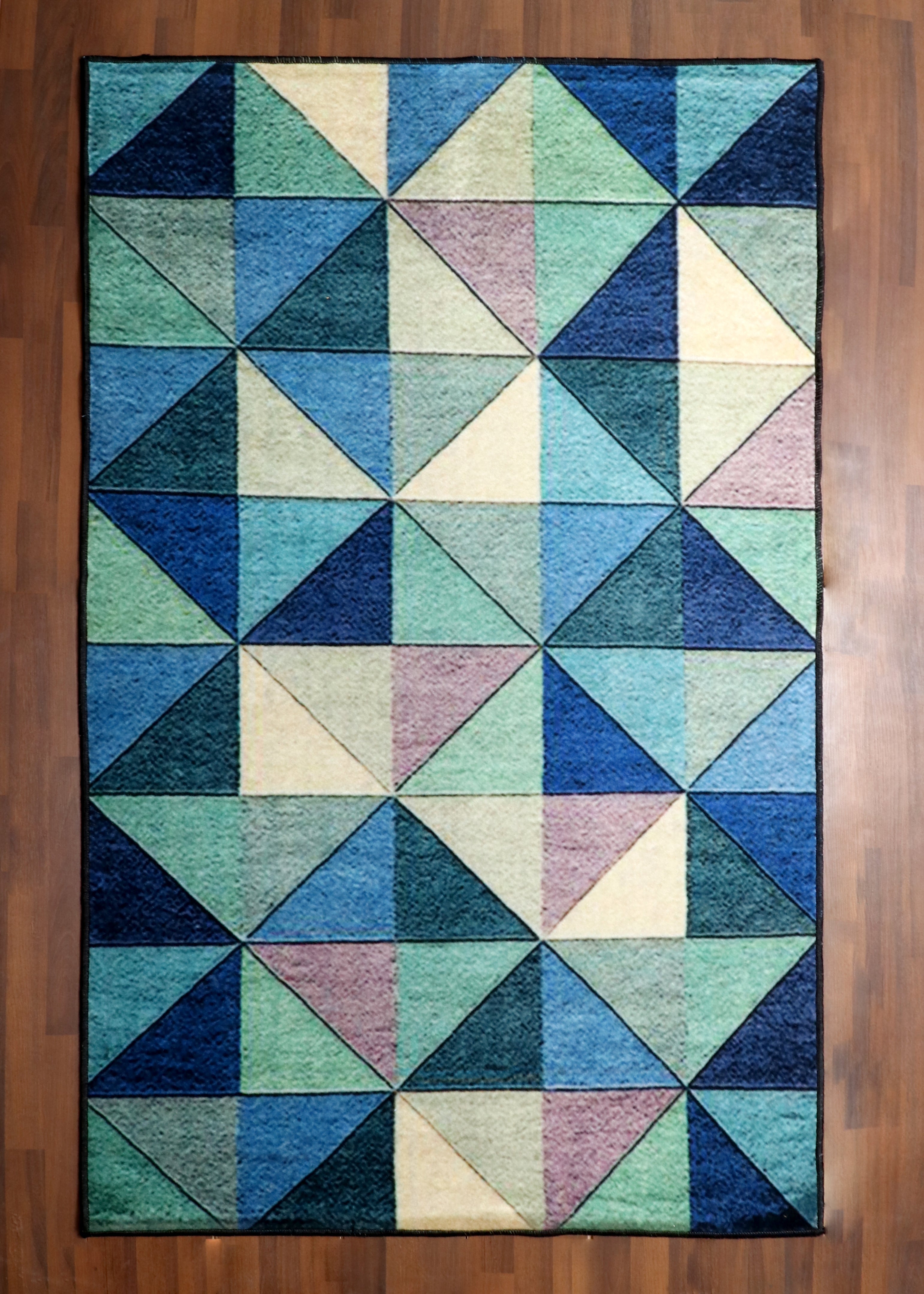 Geometric Pastel Triangle Pattern Rug – Nayyer Carpets