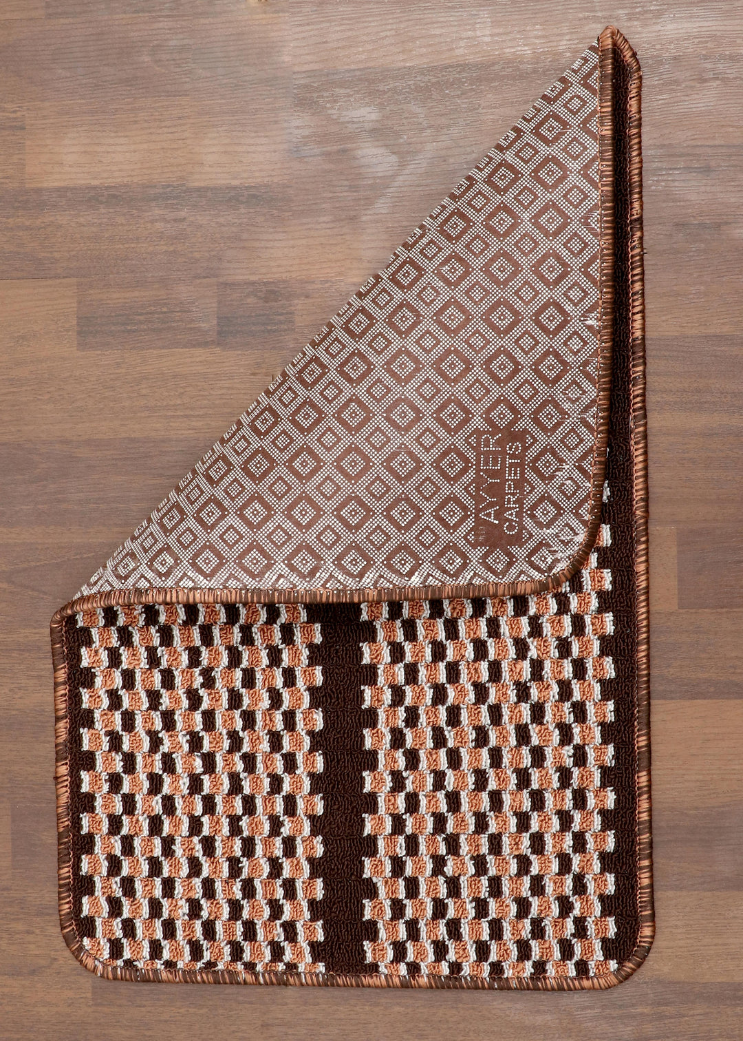 Tufted Door Mat with dot felt back
