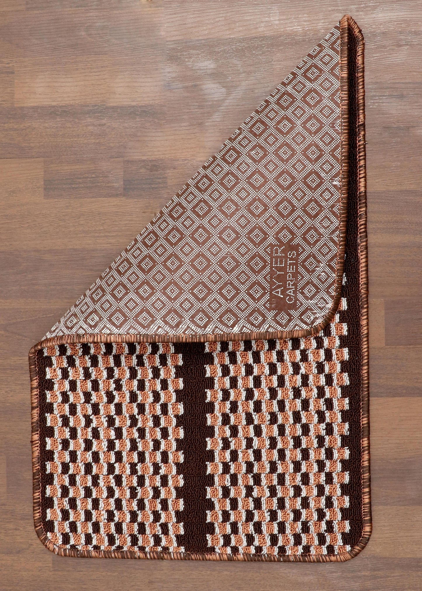 Tufted Door Mat with dot felt back