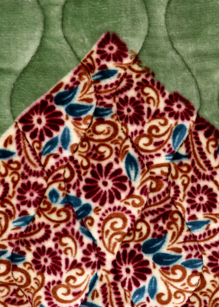 Luxury Velvet Mihrab Prayer Mat