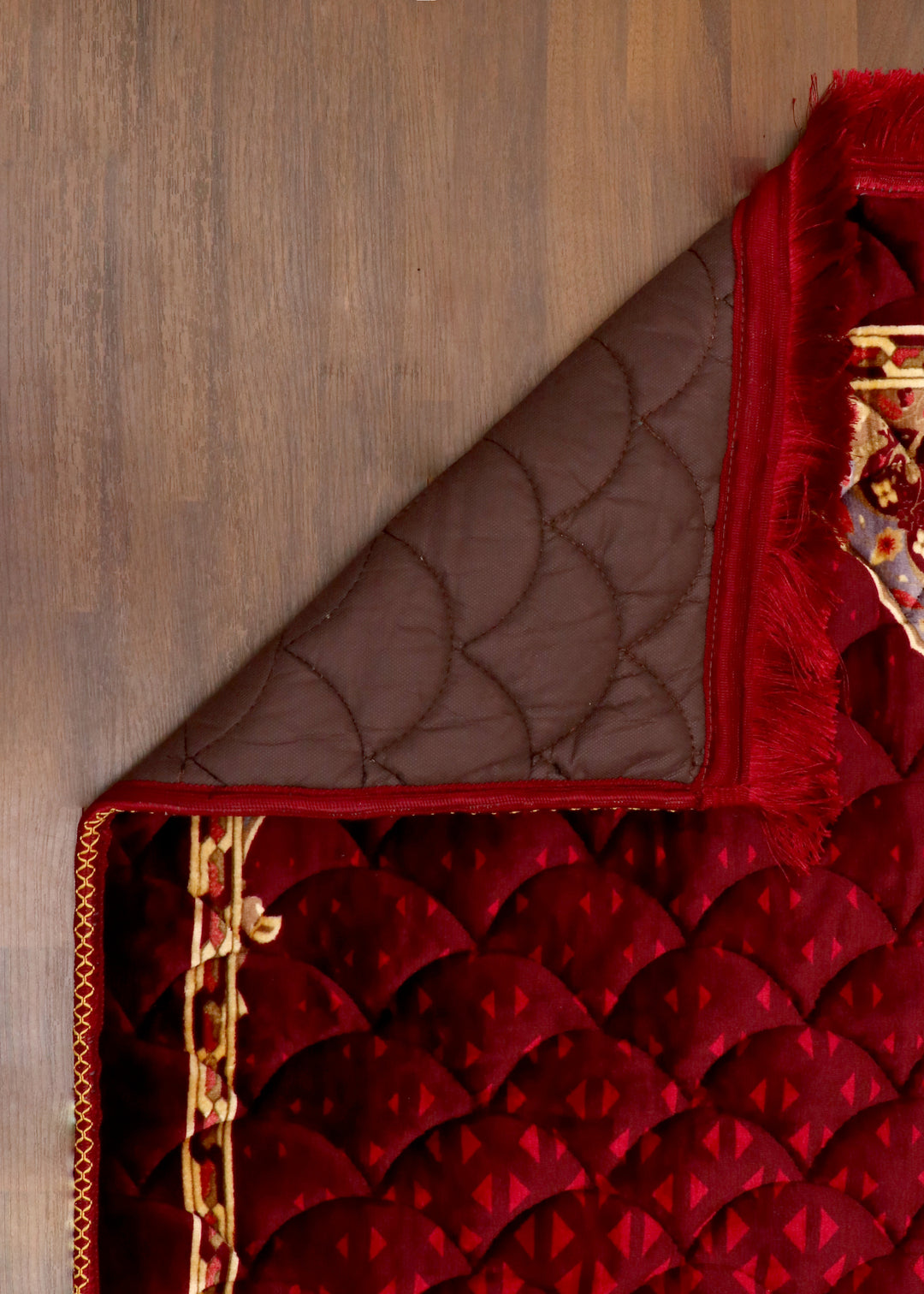 Luxury Velvet Mihrab Prayer Mat