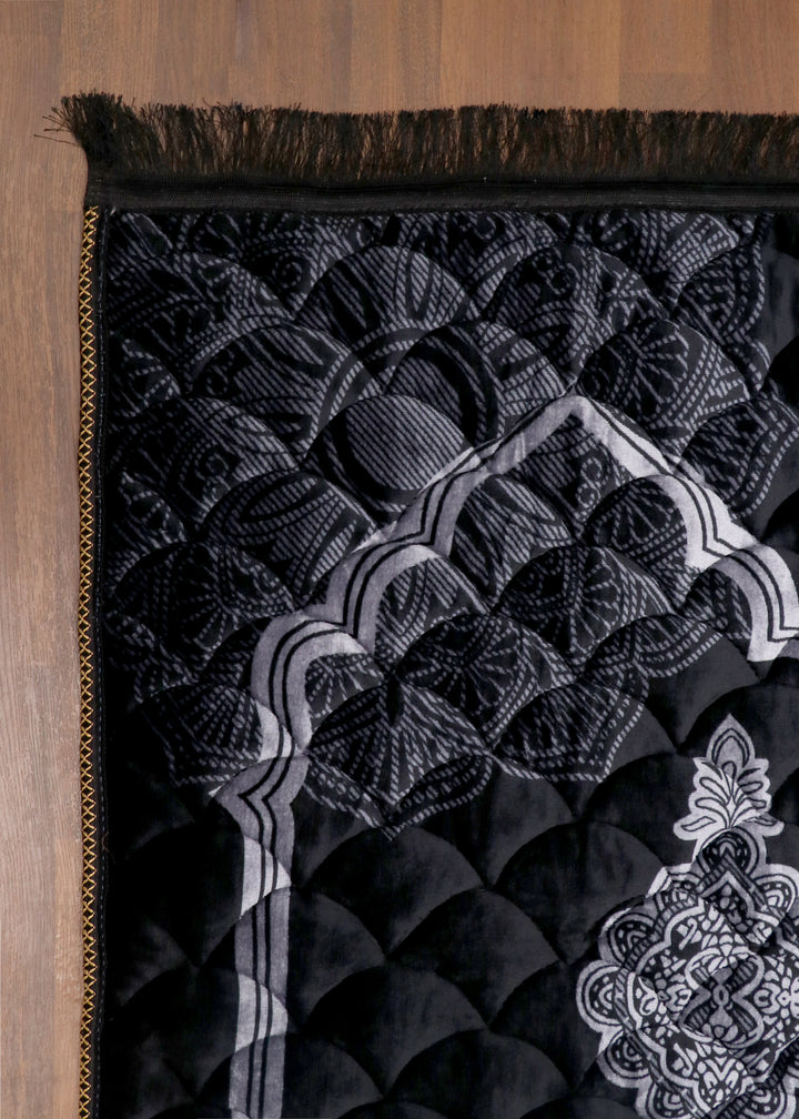 Cloudy Black Velvet Janamaz Prayer Mat