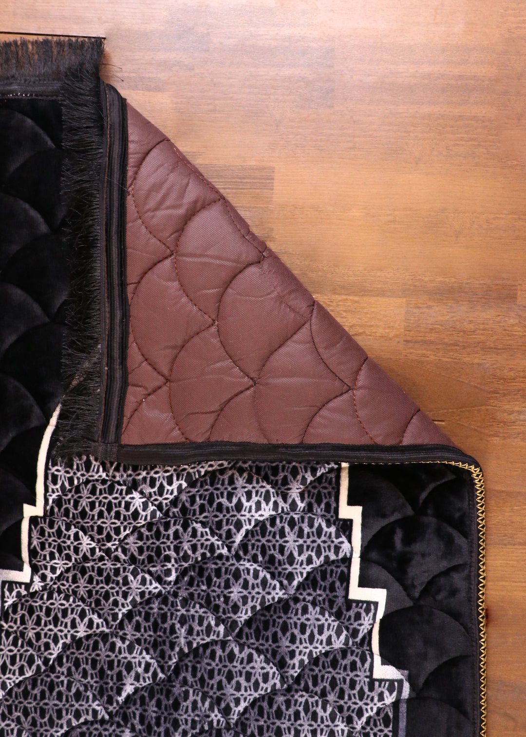 Velvet Quilted Black Prayer Mat