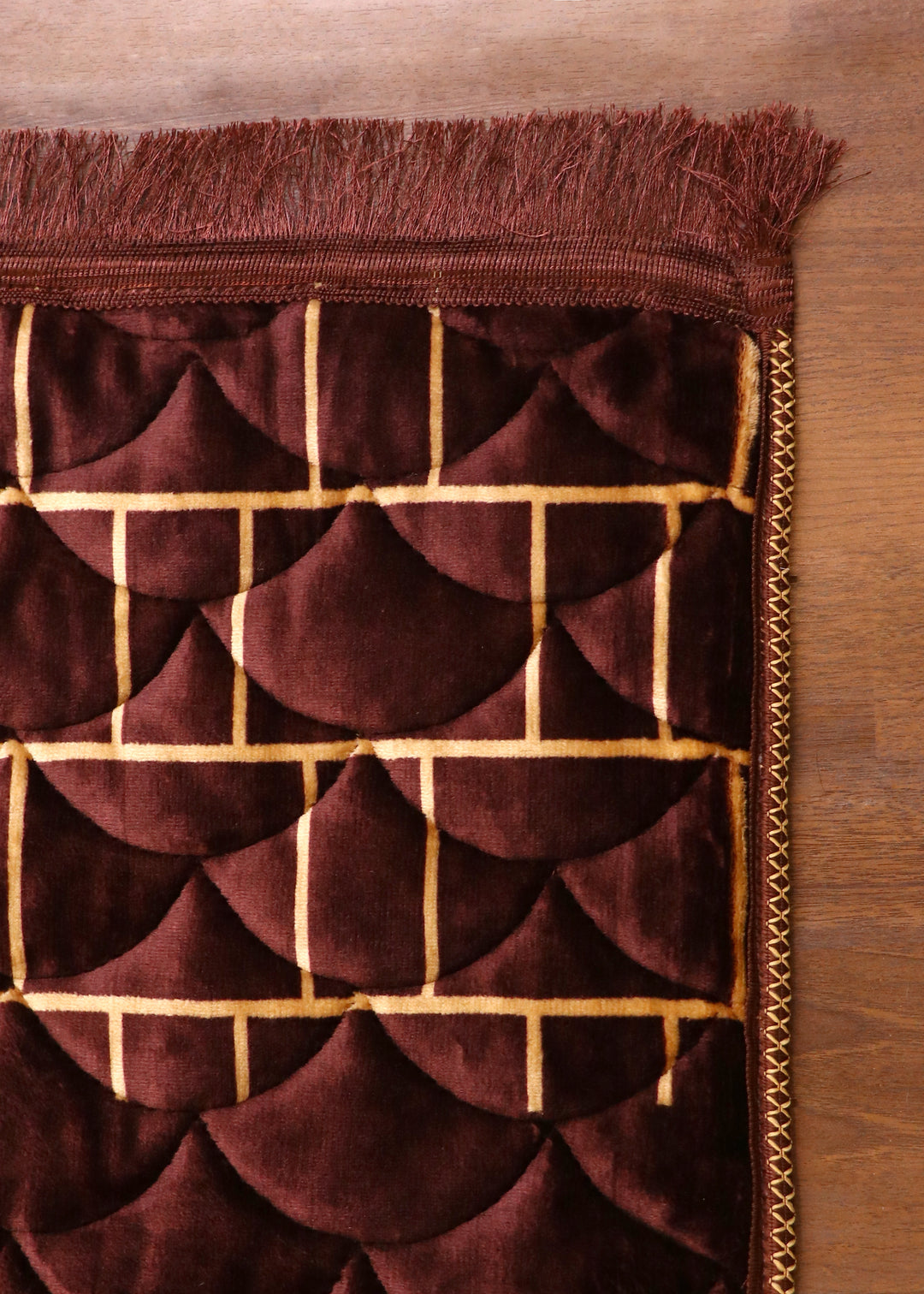 Mihrab Arch Quilted Brown Prayer Mat