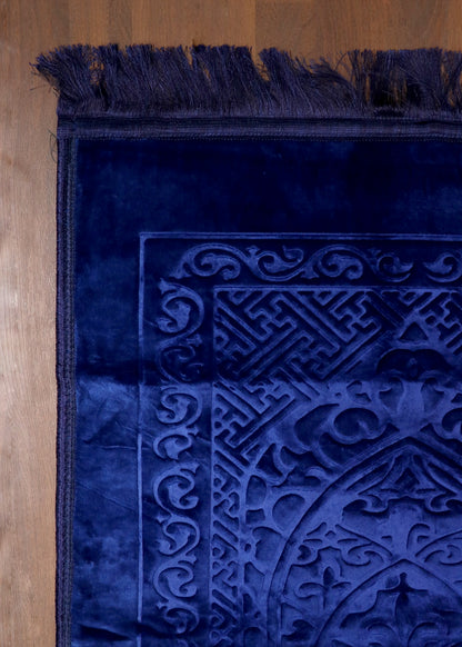 Shiny Blue Mihrab Velvet Prayer Mat