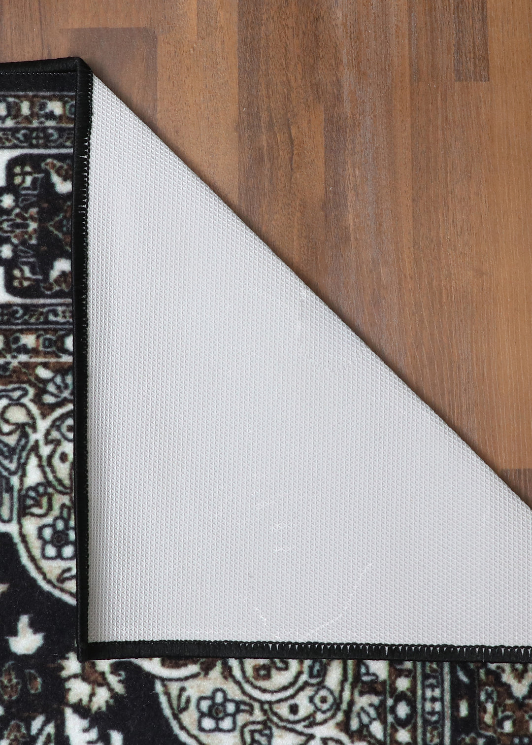 Elegant Black and Cream Non-Woven Medallion Rug