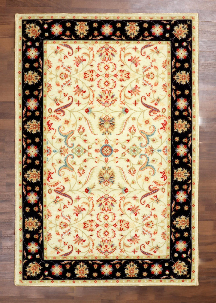 Traditional All-Over Floral Rug - Felt Backing