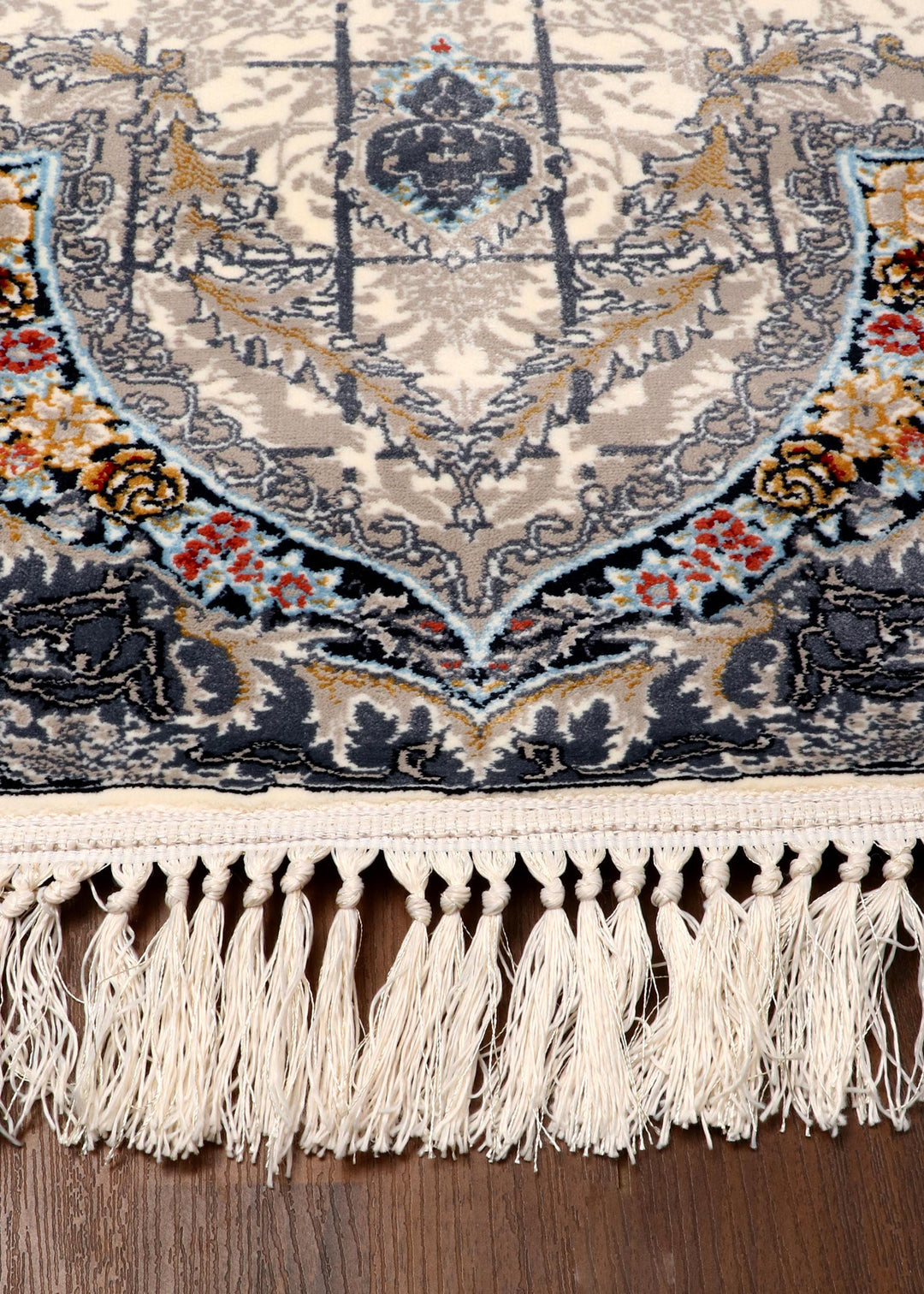 Classic Intricate Central Medallion Rug