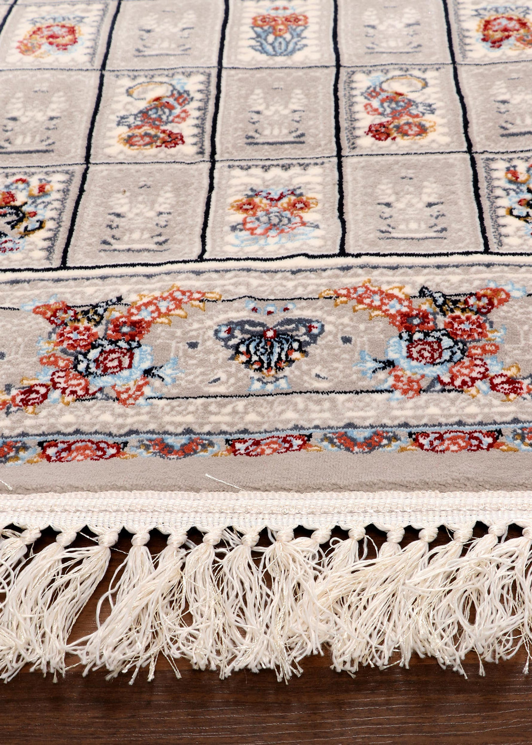 Traditional Persian Floral Grid Rug