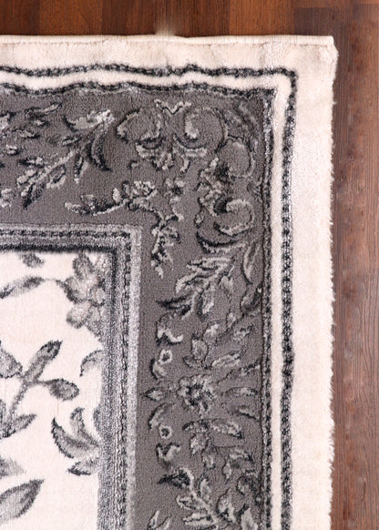 Elegant Turkish Floral Vine Rug – Ivory Base with Silver Grey Border