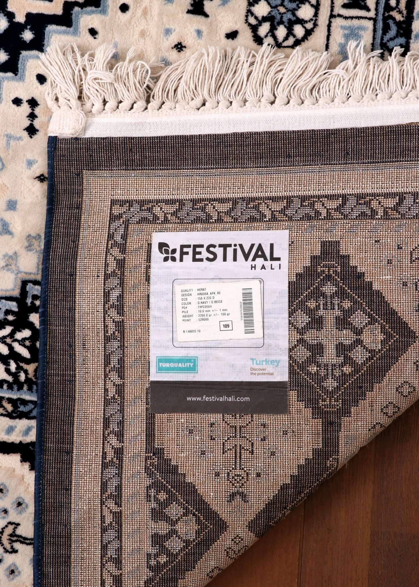 Traditional Turkish Tribal Rug – Black, Ivory & Beige Geometric Pattern