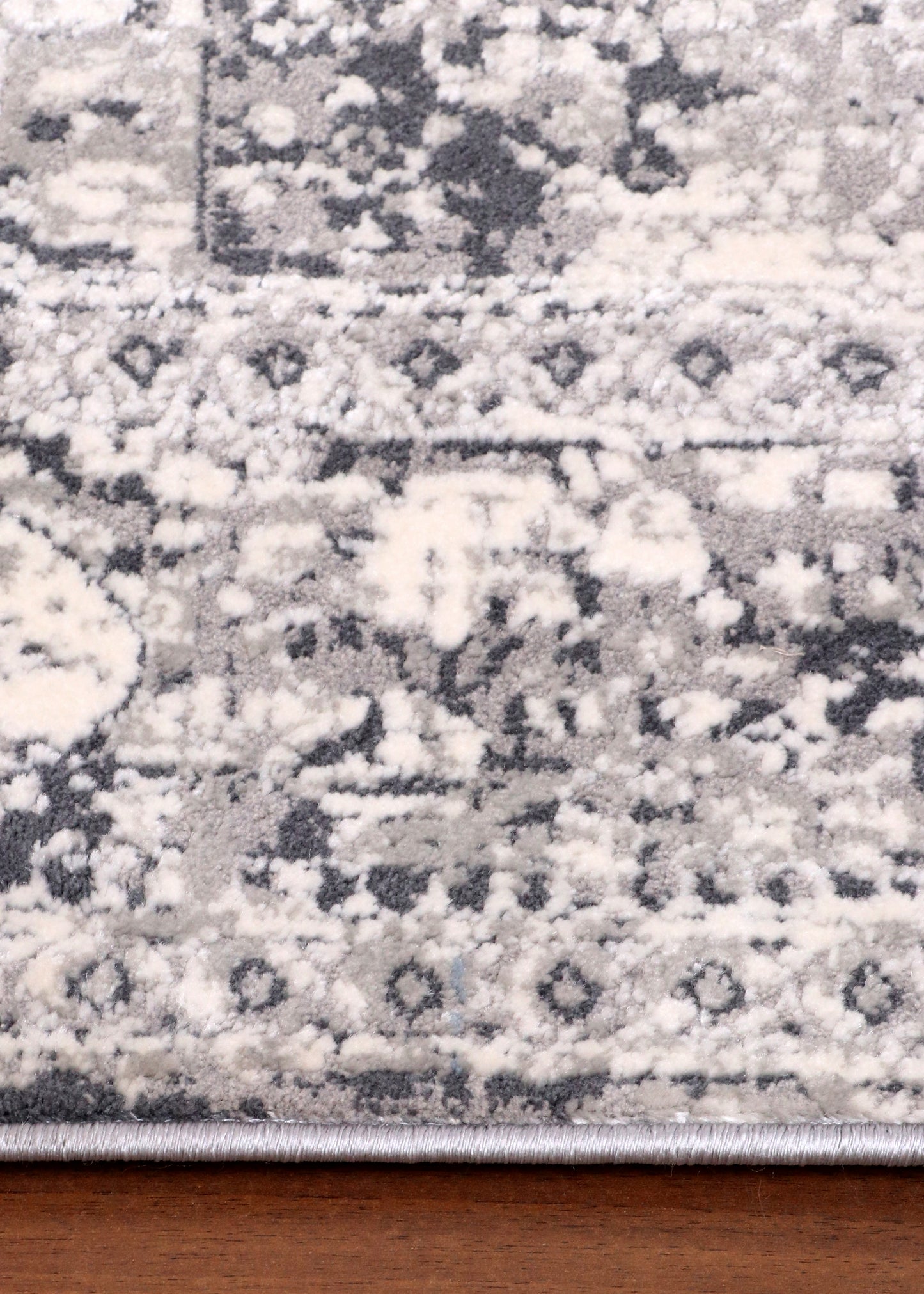 Vintage Turkish Medallion Rug – Distressed Grey Classic Design