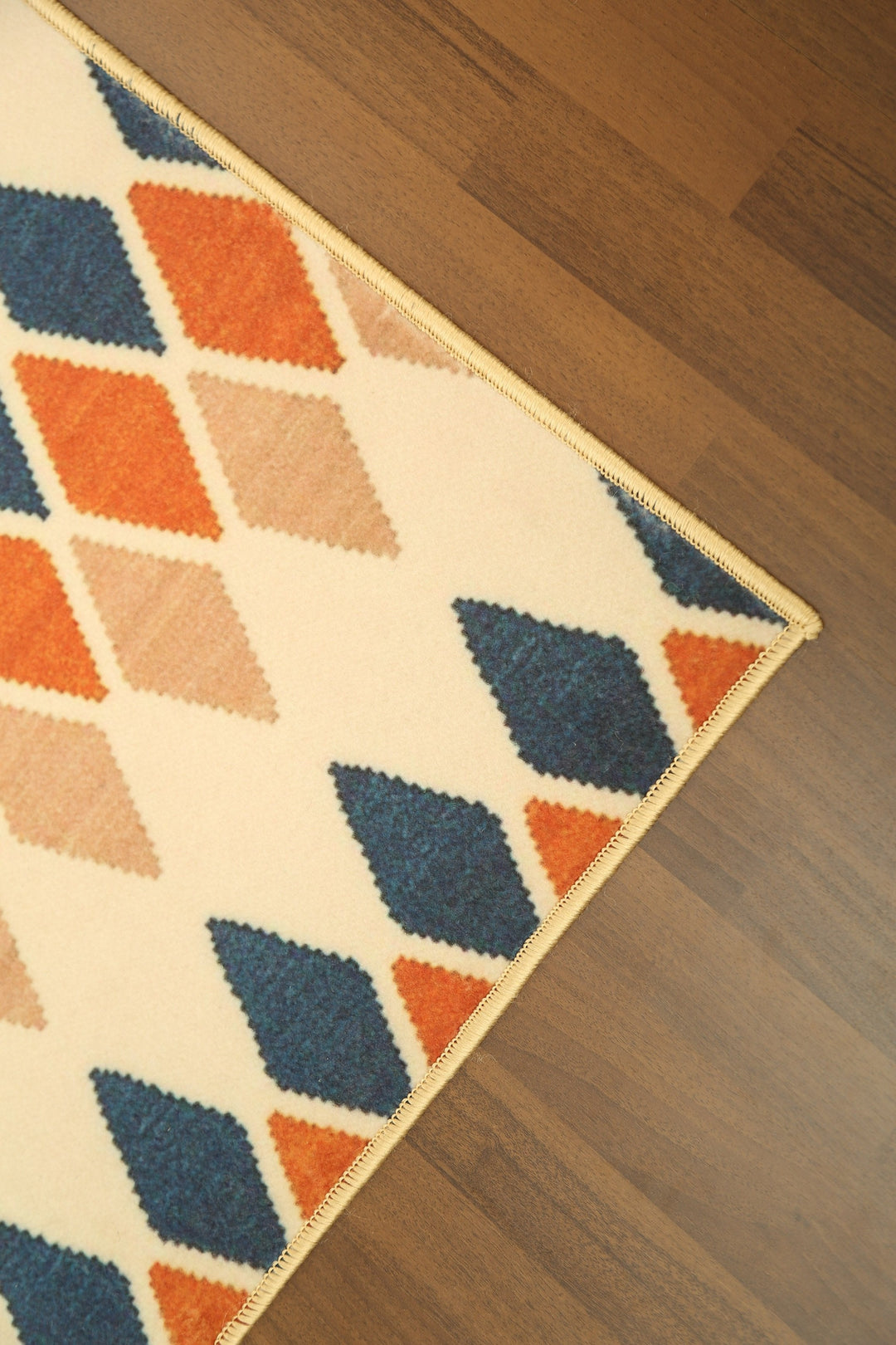 Multi Color Argyle Print Rectangle Non Woven Rug with Non Slip TPR Backing For Everyday Use