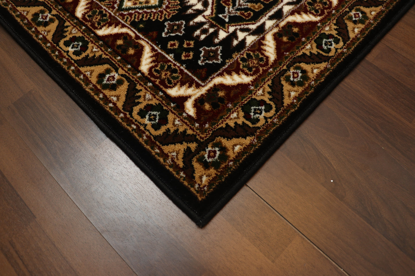Black & Brown Traditional Deisgn Rug