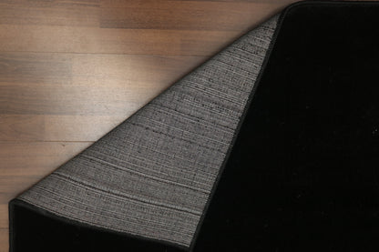 Black Plain Rug
