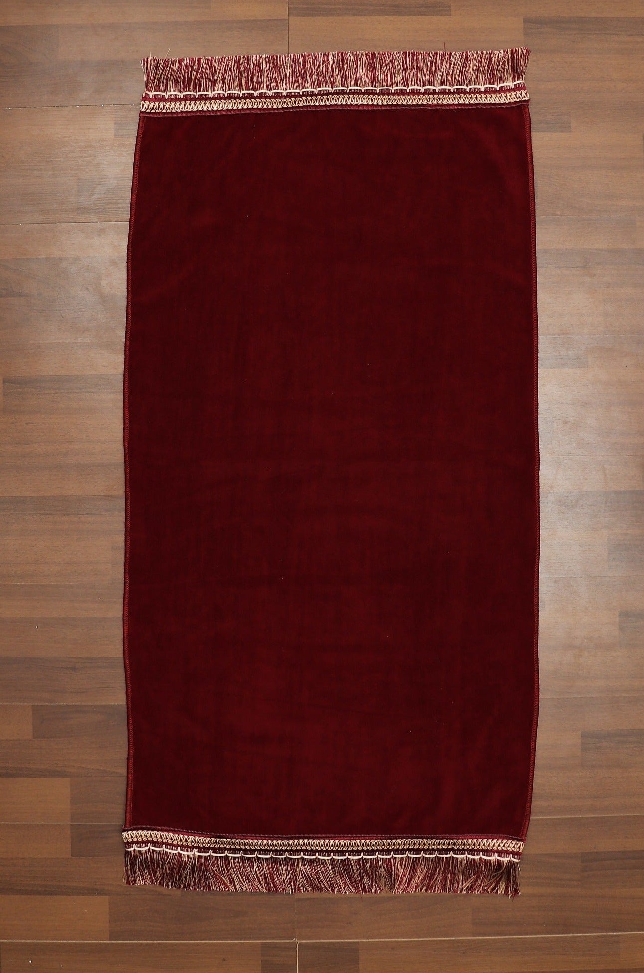 Thin Cloth Maroon Plain Travel Prayer Mat