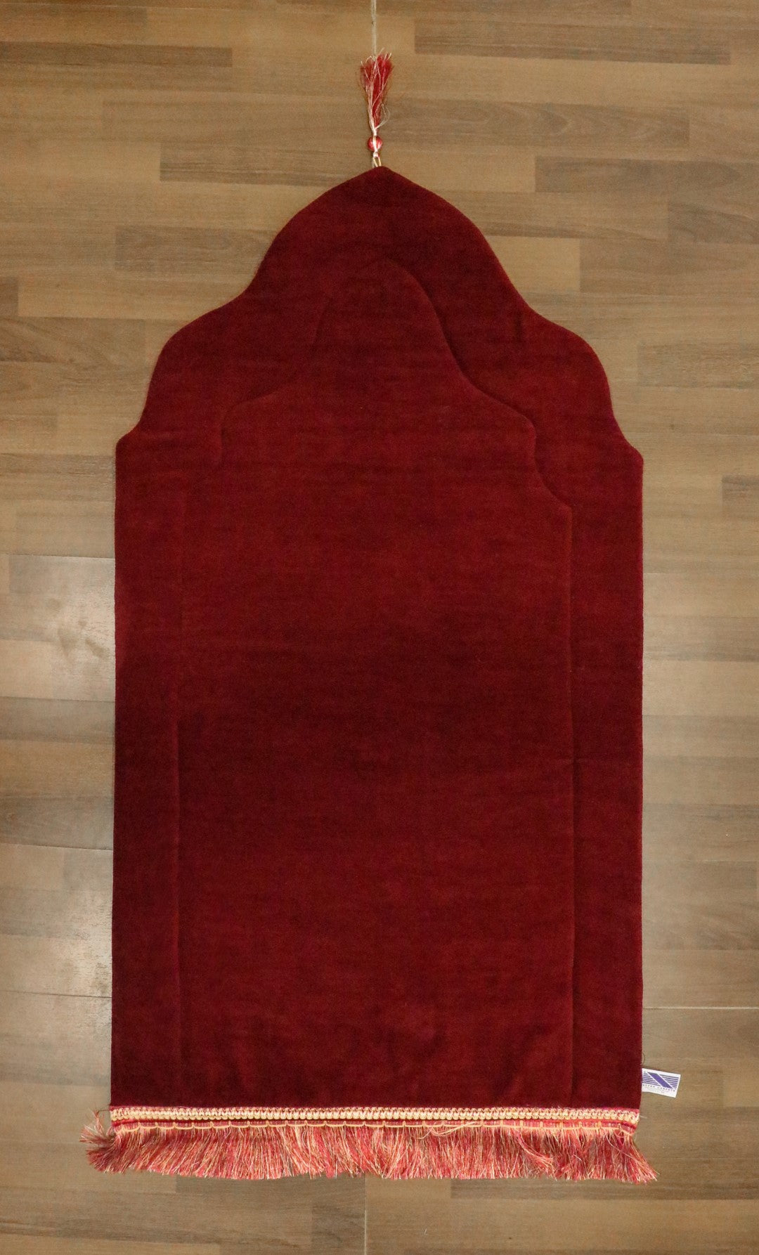 Red Arch Cut Prayer Mat With Foam Padding