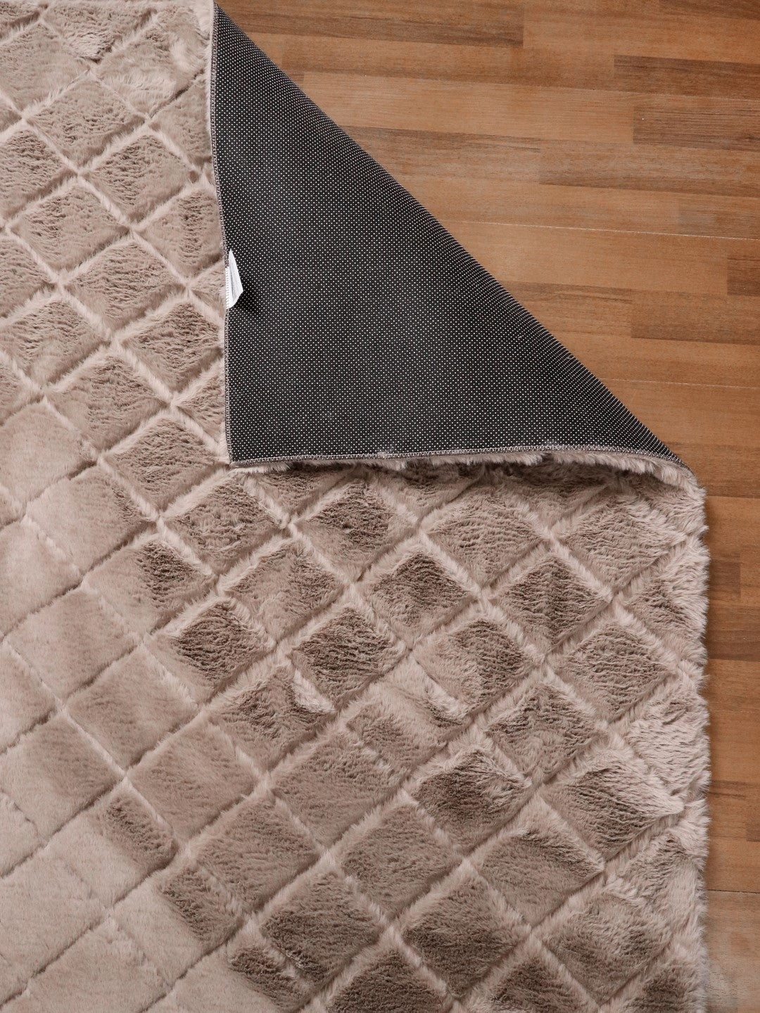 Brown Criss Cross Pattern with Anti Slip Dot Backing Soft and Thick Rectangle Micro Fur Rug