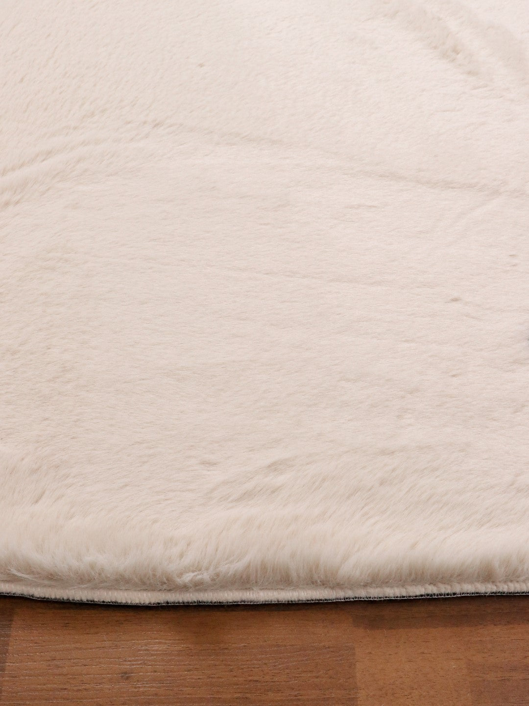 Beige Elephant Shape Rug