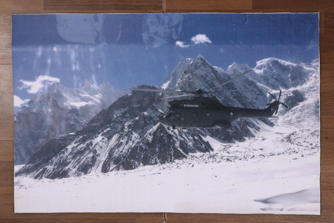 K2 Mountain Print Felt Scenery